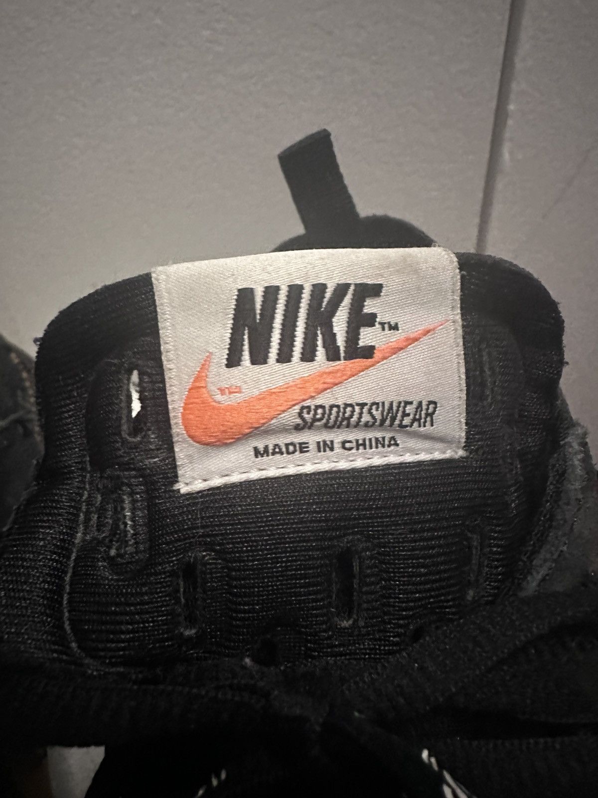 Nike × Off-White Nike Air VaporMax Off White Black (2018) Size US 8 / EU 41 - 8 Thumbnail