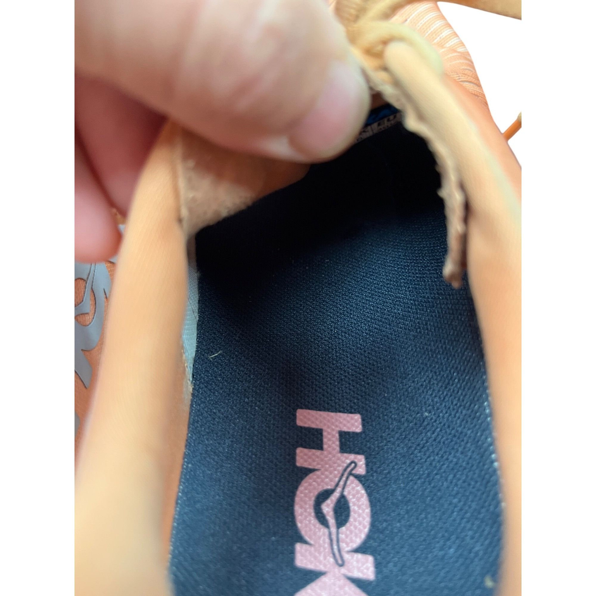 Hoka Hoka Rincon 3 wms peach coral running walking sneakers sz 7. Size US 7.5 / IT 37.5 - 8 Thumbnail