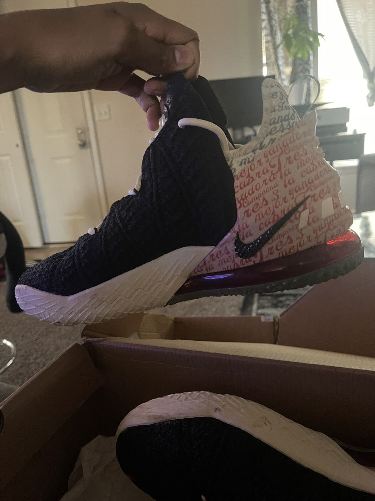 Nike LeBron 18 Size US 11 / EU 44 - 8 Thumbnail