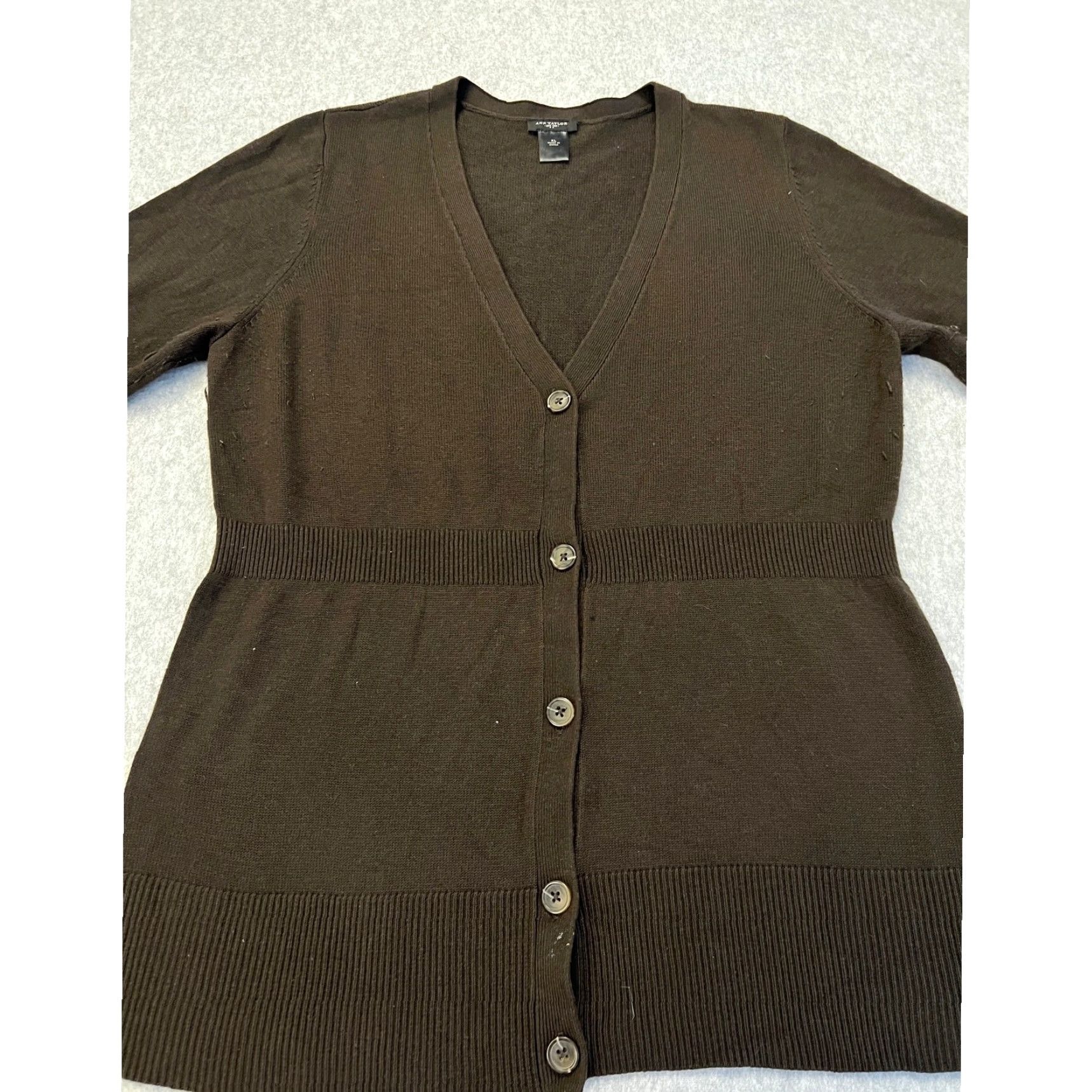 Ann Taylor Ann Taylor Cardigan Women XL Brown Wool Blend V Neck Button Front Size XL / US 12-14 / IT 48-50 - 4 Thumbnail