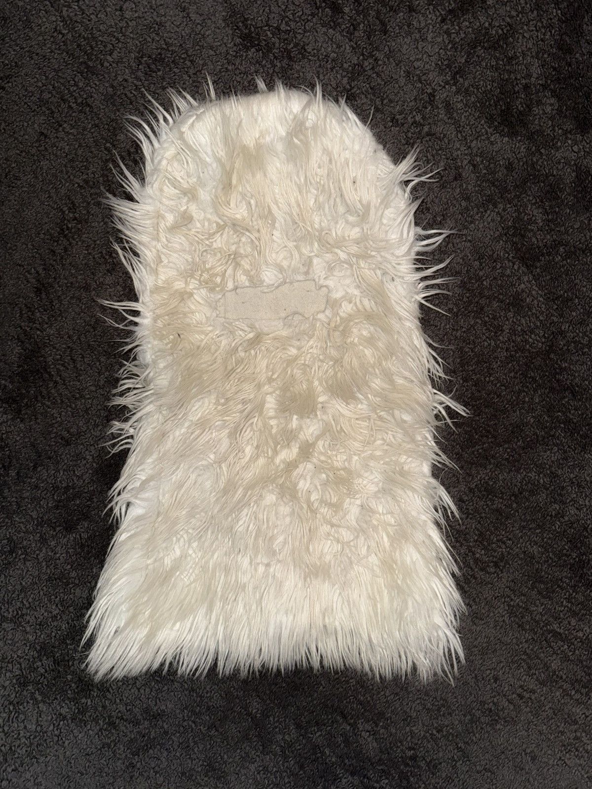 Vintage White Fuzzy Face Mask Size ONE SIZE - 1 Thumbnail