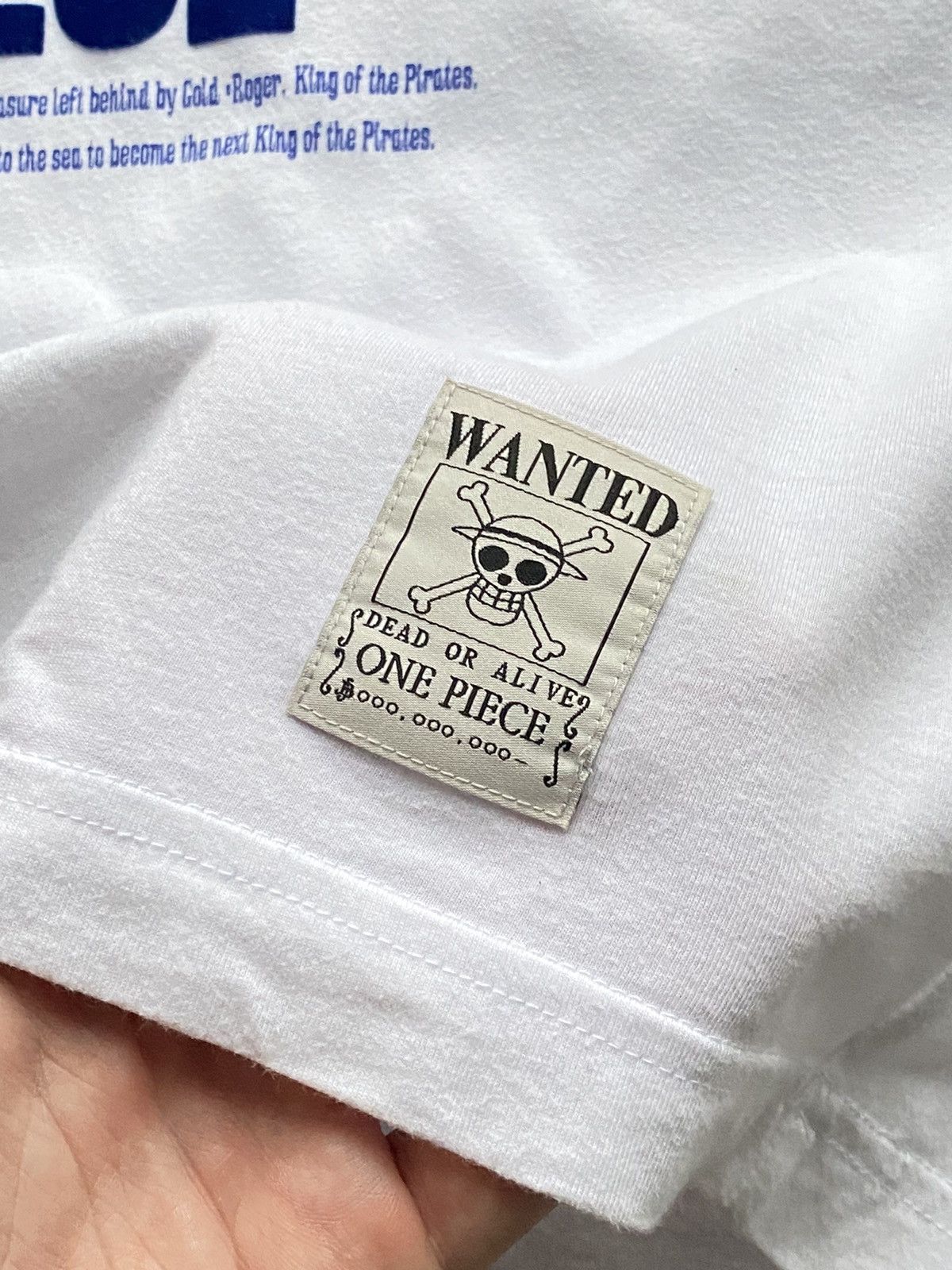 One Piece One Piece Uniqlo Tee Size US M / EU 48-50 / 2 - 7 Thumbnail