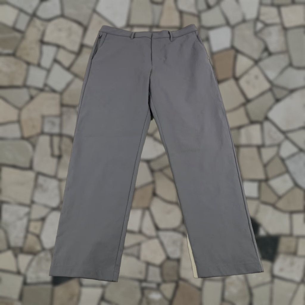 Vuori Vuori Pants Mens 35x29 Gray Chino Performance Slacks Snap Button Chino Straight Size US 35 - 1 Thumbnail