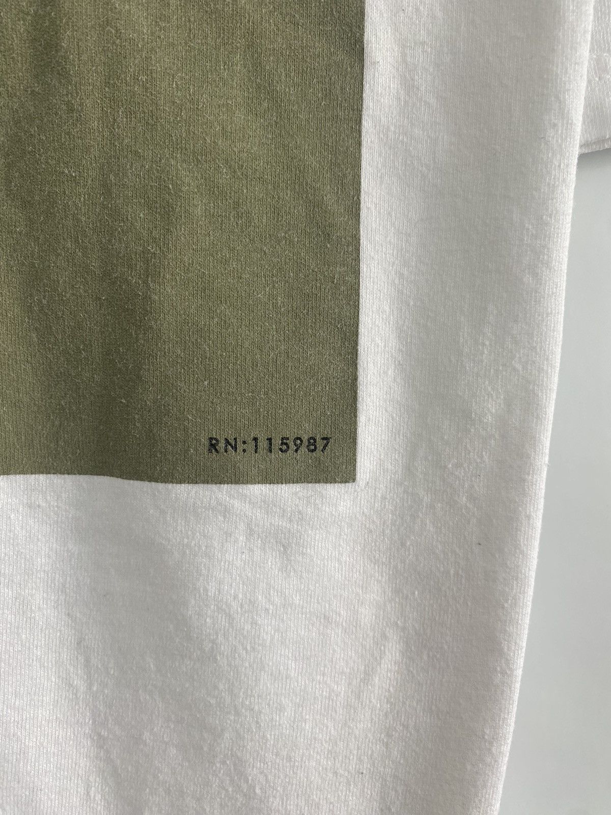 10 Deep 🇺🇸 Vintage Y2K 10 Deep Skateboarding T-Shirt Rare Retro Size US M / EU 48-50 / 2 - 6 Thumbnail