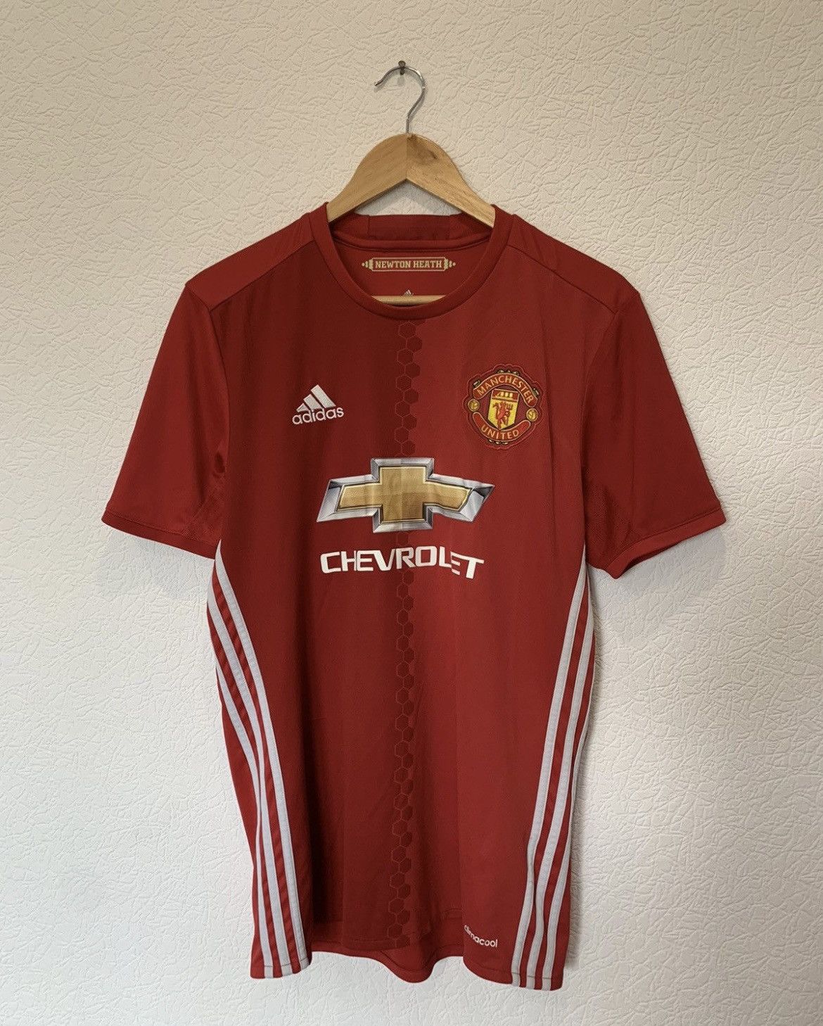 Adidas MANCHESTER UNITED ADIDAS 2016/2017 HOME KIT SOCCER JERSEY Size US M / EU 48-50 / 2 - 1 Thumbnail