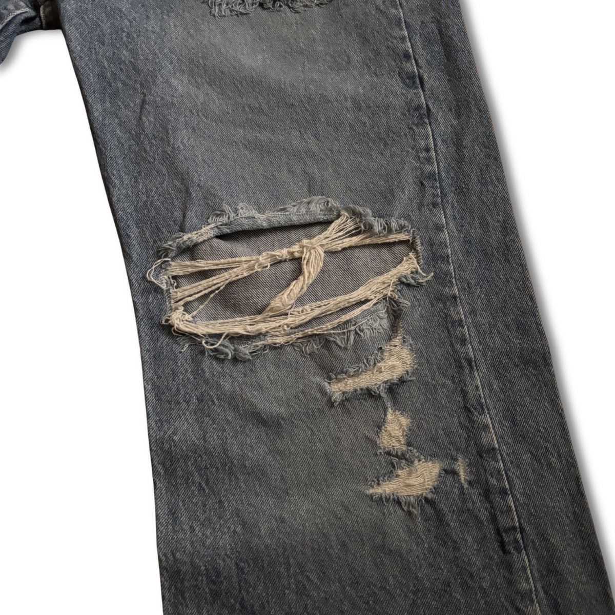 Levi's Levis 569 Jeans Mens 32x32 Blue Straight Distressed Denim Size US 32 / EU 48 - 8 Thumbnail
