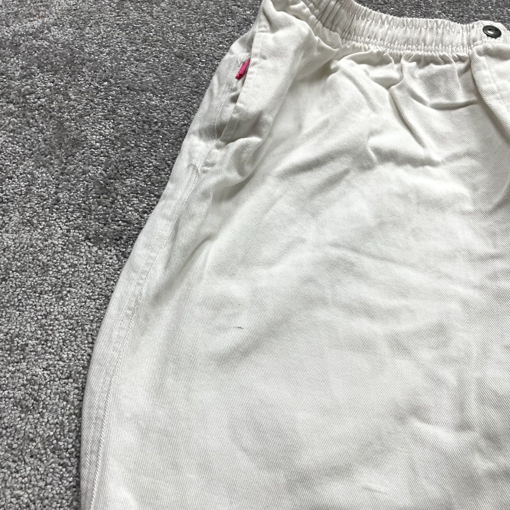 Vintage Woman Within Jeans Women Adult 24 White Denim High Rise Elastic Waist Straight Leg Plus Size Size 42" / US 20 - 7 Thumbnail