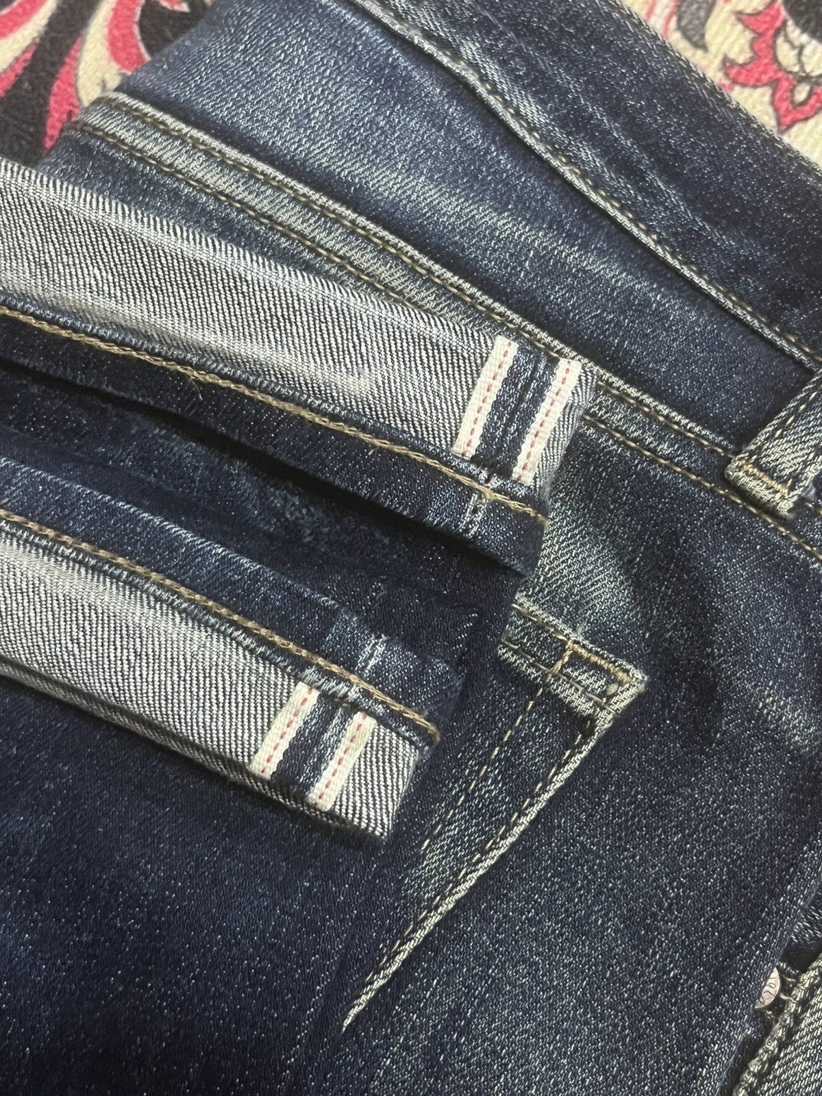 Undercover × Uniqlo Uniqlo Dark Blue Faded Washed Slim Straight Selvedge Jeans Size US 30 / EU 46 - 9 Thumbnail