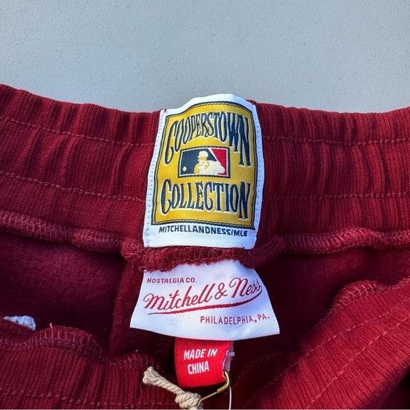 Designer × Mitchell & Ness NWT Mitchell & Ness MLB Philadelphia Phillies Sweatpants Size US 30 / EU 46 - 5 Thumbnail