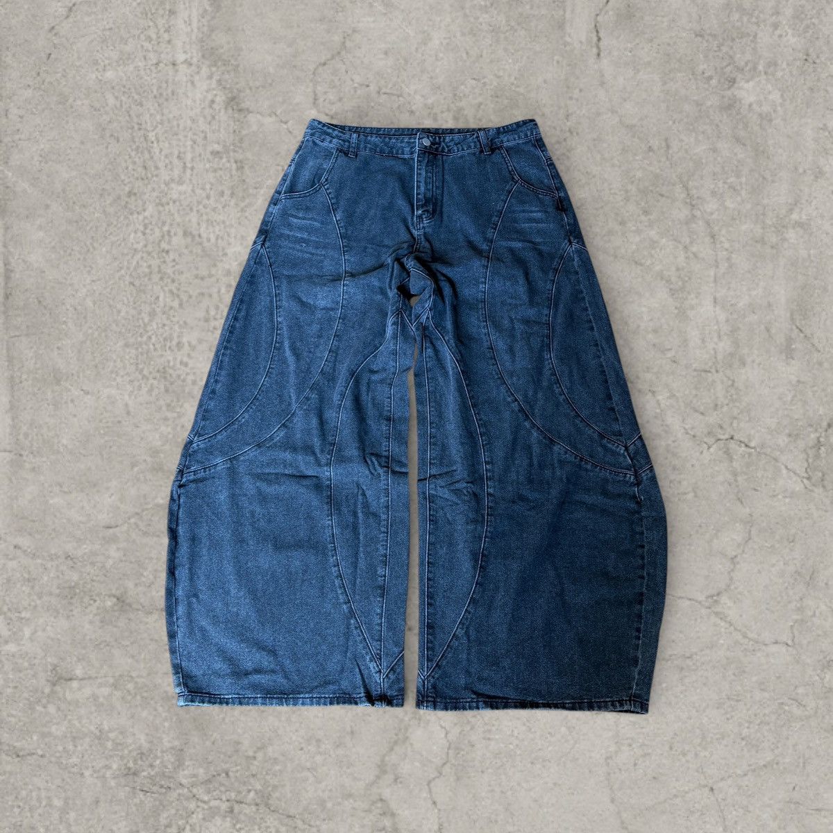 Japanese Brand Cool wide skater Japanese style jeans in faded black. Size L Size US 34 / EU 50 - 1 Thumbnail