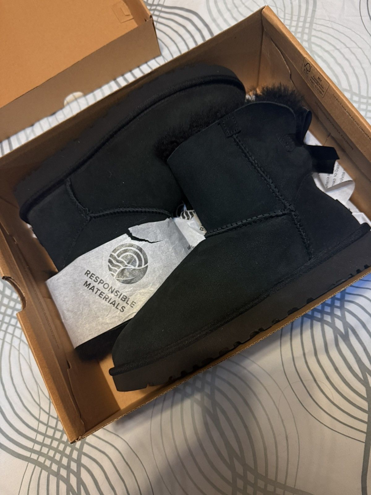 Ugg UGG Mini Bailey Bow II Boot’s Size US 7 / IT 37 - 3 Thumbnail