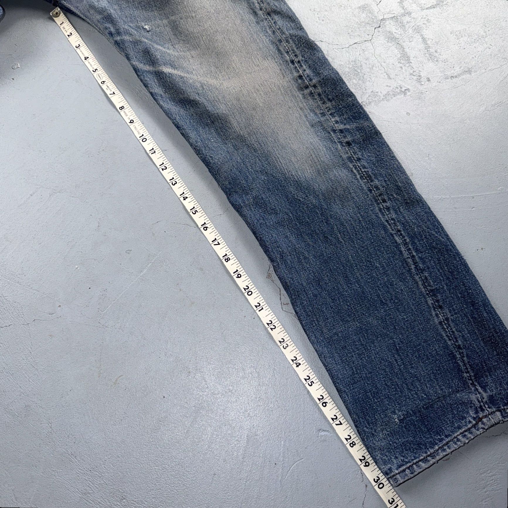 Levi's VINTAGE Levi's 501 Jeans Men 31x30 Blue Denim USA 1960s Redline Selvedge 60s 66 XX Flat Front Straight Size US 31 - 6 Thumbnail