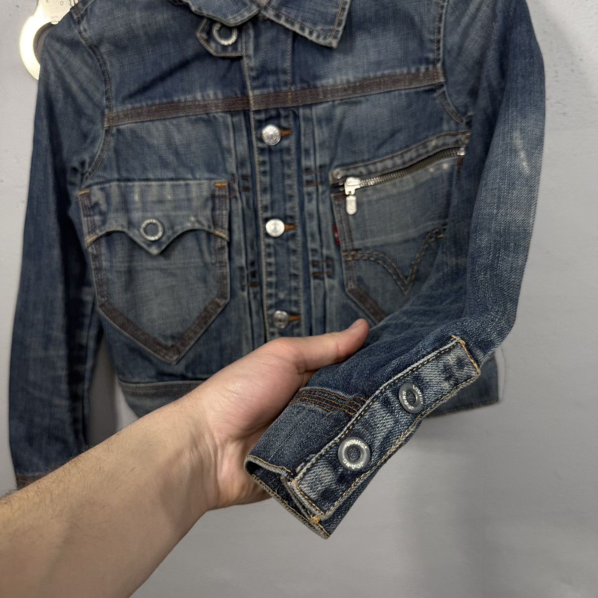 Levi's Vinatge Denim Jacket Levi’s Avant Garde Multi pocket Size XS / US 0-2 / IT 36-38 - 3 Thumbnail