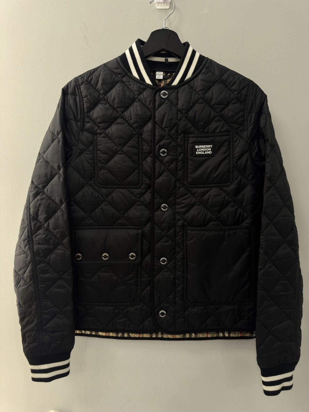 Burberry Burberry Quilted Light Jacket Size US S / EU 44-46 / 1 - 1 Thumbnail