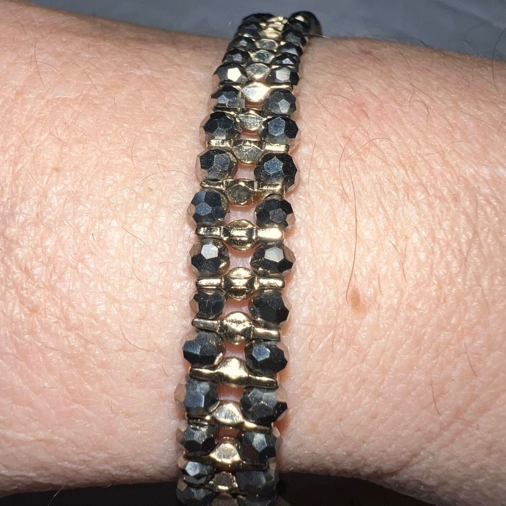 Other Stella & Dot Double Row Faceted Bead with Deep Green String Size ONE SIZE - 3 Thumbnail