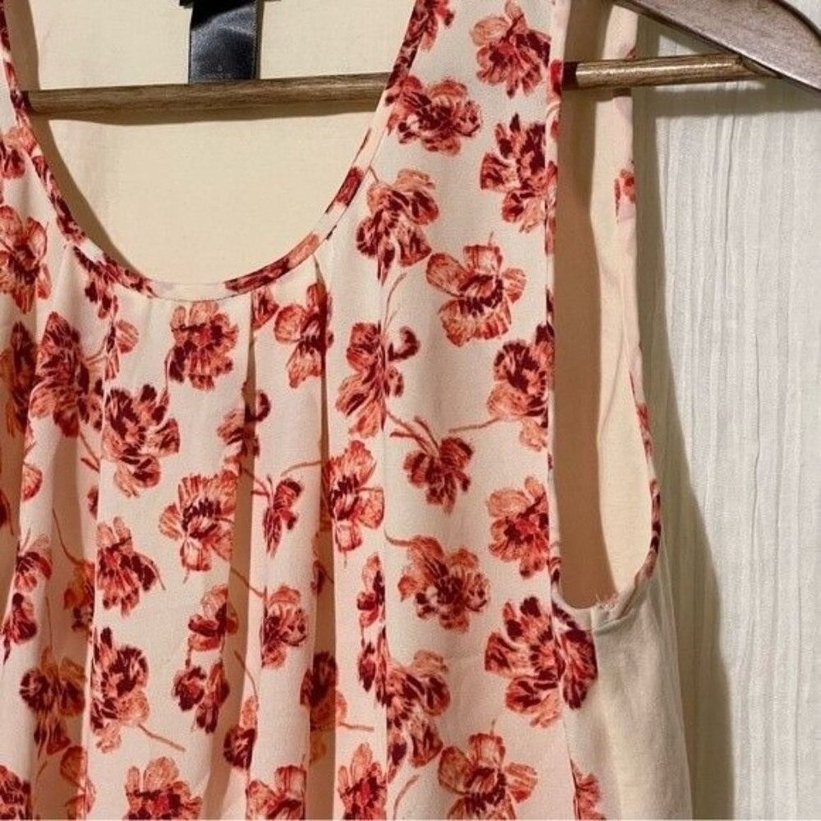 Ann Taylor Ann Taylor Shirt Sleeveless Blouse Tank Floral Small Size S / US 4 / IT 40 - 4 Thumbnail
