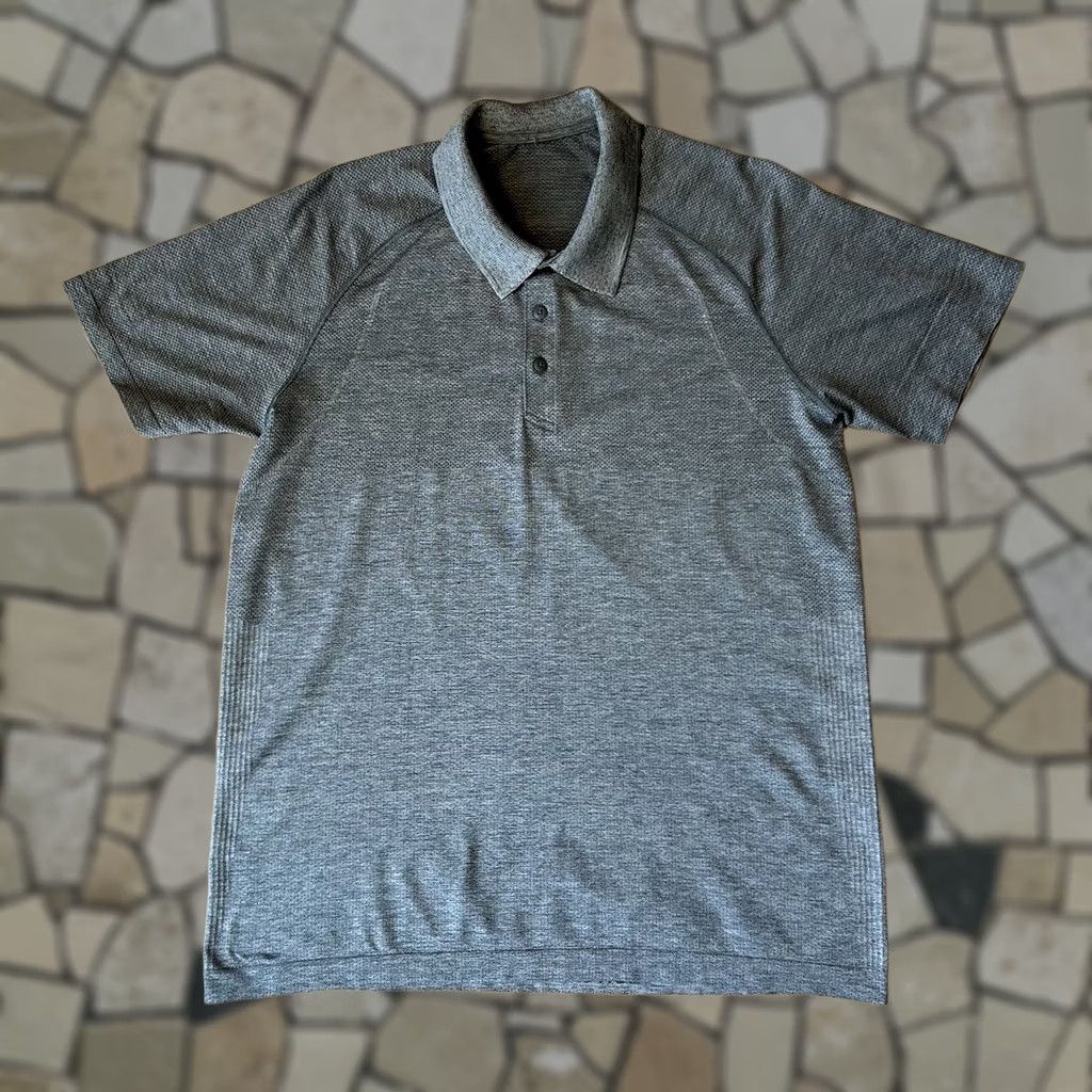 Lululemon Lululemon Metal Vent Polo Gray Shirt Short Sleeve Men Large Athletic Shirt Size US L / EU 52-54 / 3 - 1 Thumbnail