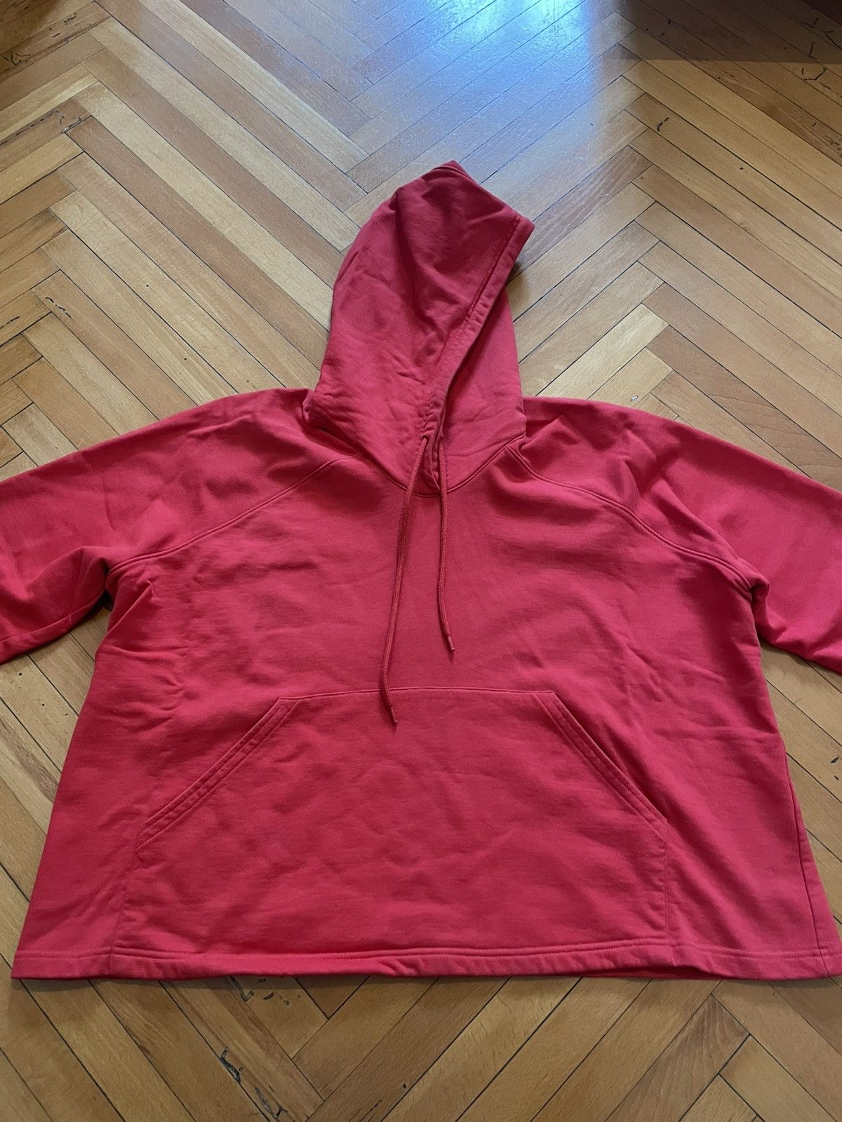 Balenciaga Balenciaga Red Boxy Cropped Hoodie Size US XXL / EU 58 / 5 - 1 Thumbnail