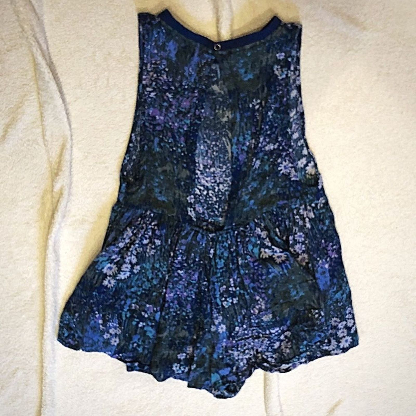 Other Blue Floral Open Back Sleeveless Romper | Sz S (NO SIZE TAG) Size 27" / US 4 / IT 40 - 4 Thumbnail