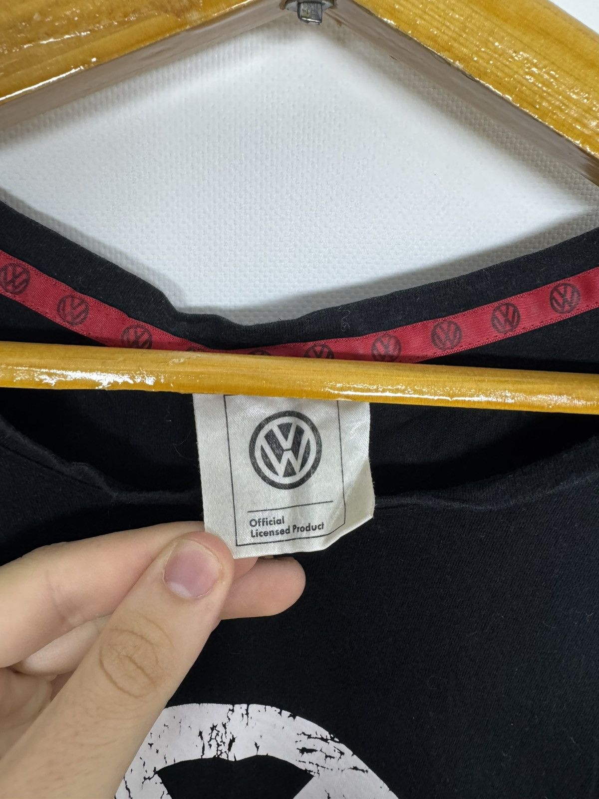 Vintage Vintage Volkswagen Big Logo Art T-Shirt Size US M / EU 48-50 / 2 - 6 Thumbnail