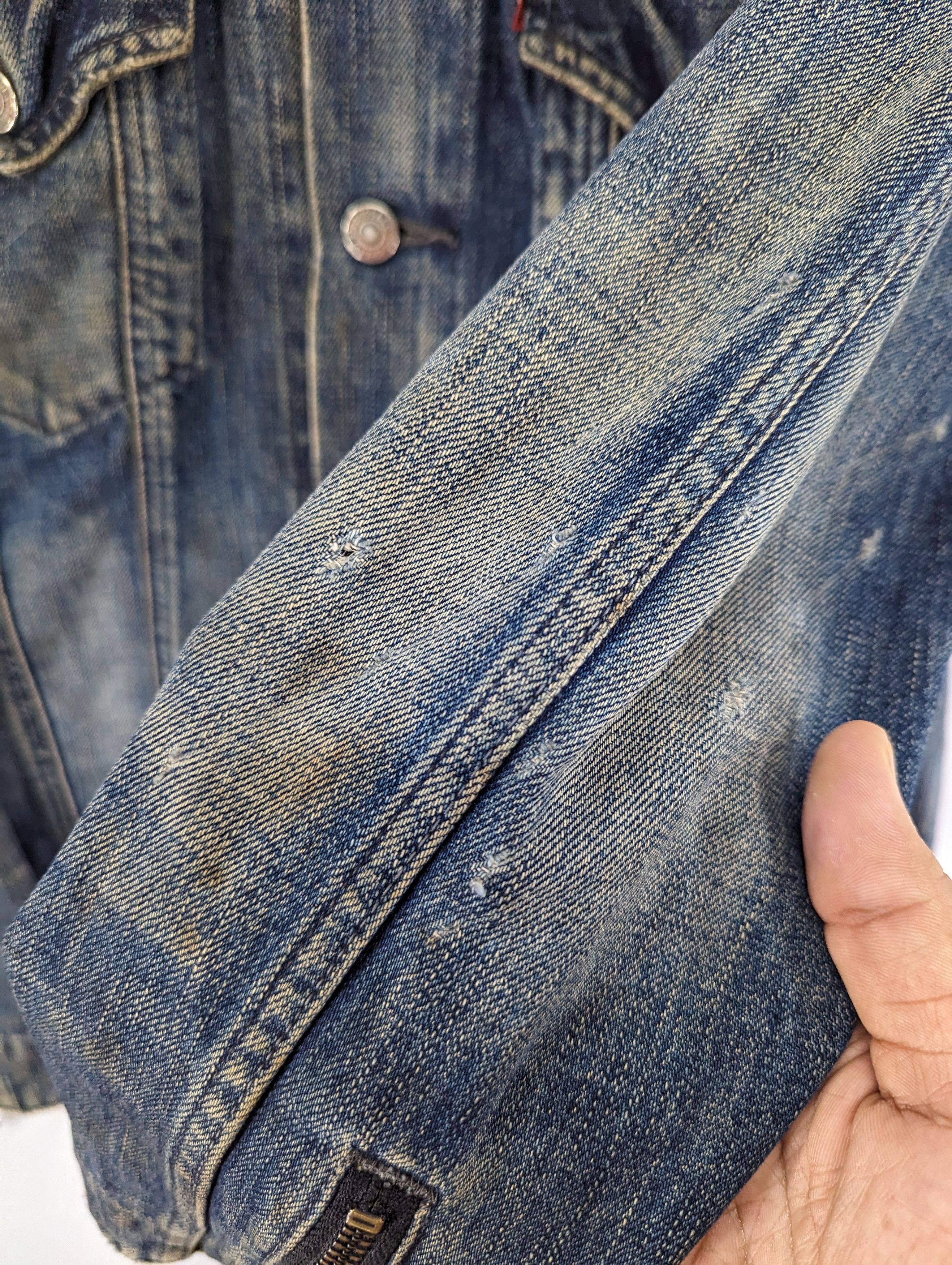 Levi's Vintage Levis Dirty Blue Distressed Denim Jacket Size US M / EU 48-50 / 2 - 7 Thumbnail