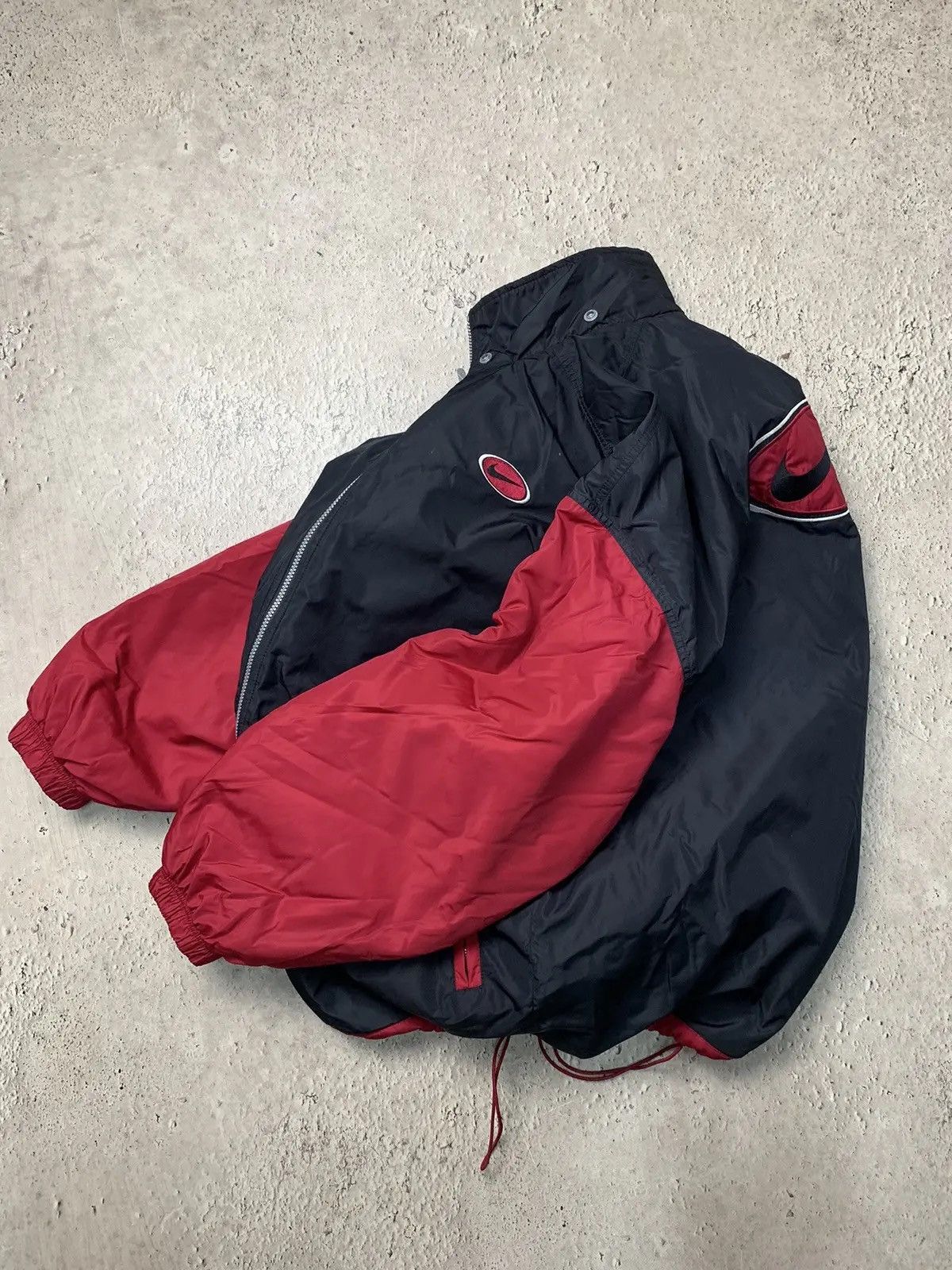 Nike × Vintage Vintage Y2K Nike Down Jacket Puffer 90s Swoosh Black Nike Size US XL / EU 56 / 4 - 2 Thumbnail
