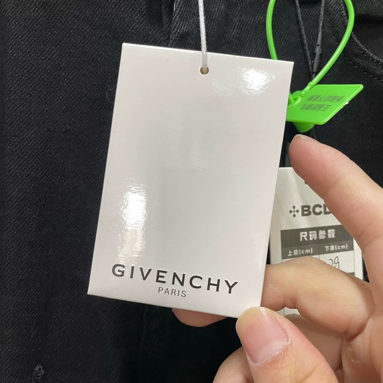 Givenchy Givenchy Distressed Jeans Size US 29 - 4 Thumbnail