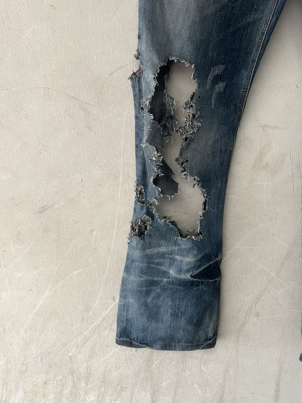 Hysteric Glamour SUPER THRASHED🔥SEMANTIC DESIGN RIPPED DENIM KURT KOBAIN Size US 33 - 3 Thumbnail