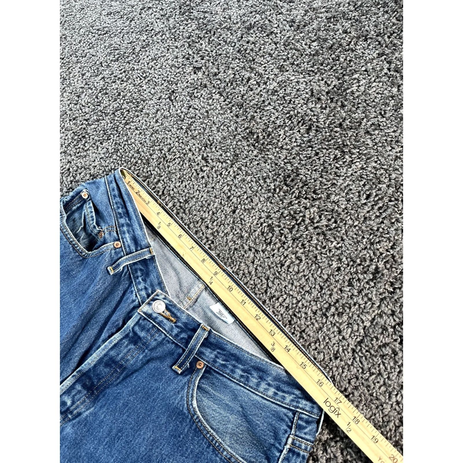 Levi's VINTAGE Levi's 501 Jeans Mens Regular 36x32 Blue Denim Straight 5-Pocket USA Cowboy 90s Mens Size US 36 / EU 52 - 4 Thumbnail