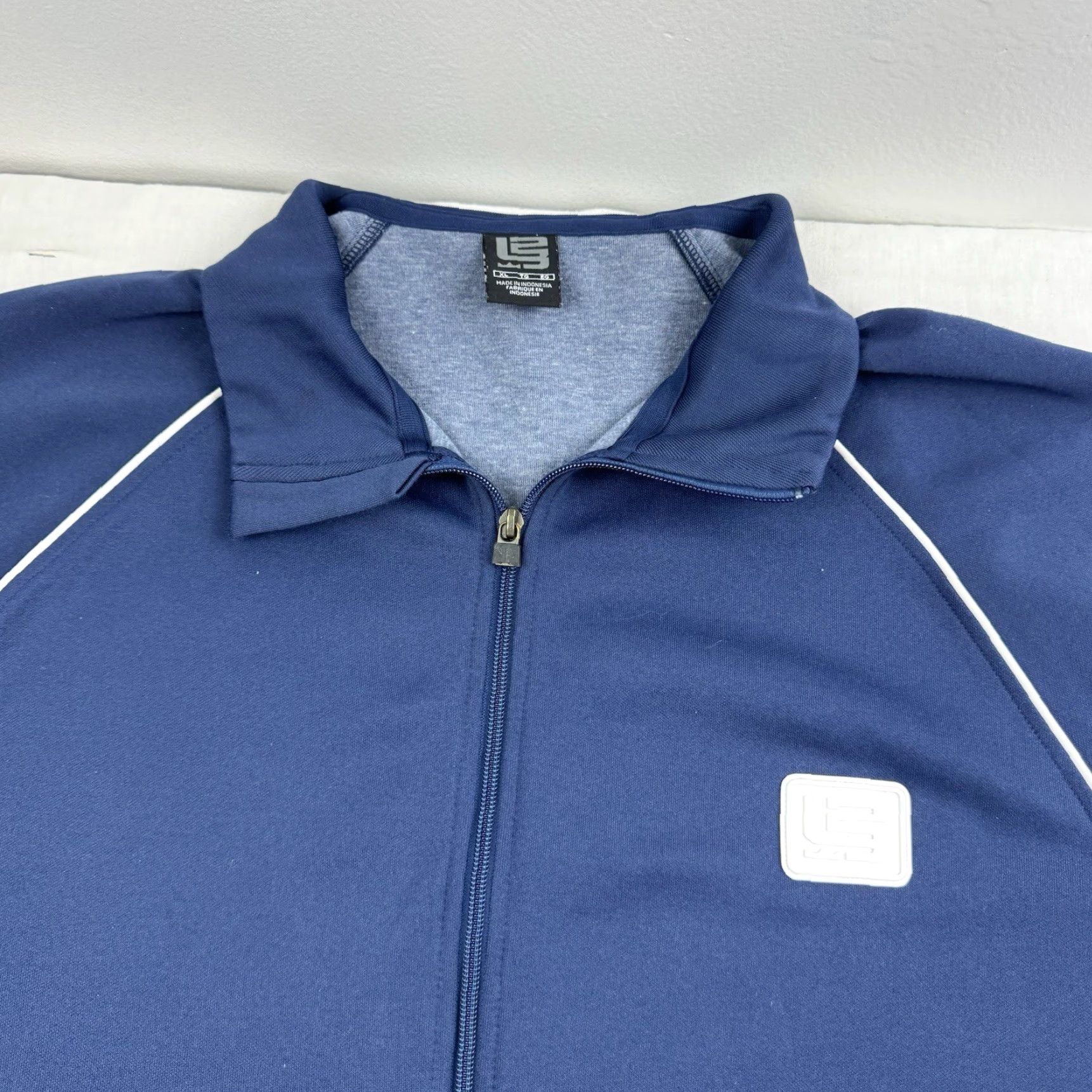 Nike VINTAGE Nike Lebron James Track Jacket Men XL Blue Sports Basketball Nike Lebron James Track Jacket XL Blue Mens Size US XL / EU 56 / 4 - 2 Thumbnail