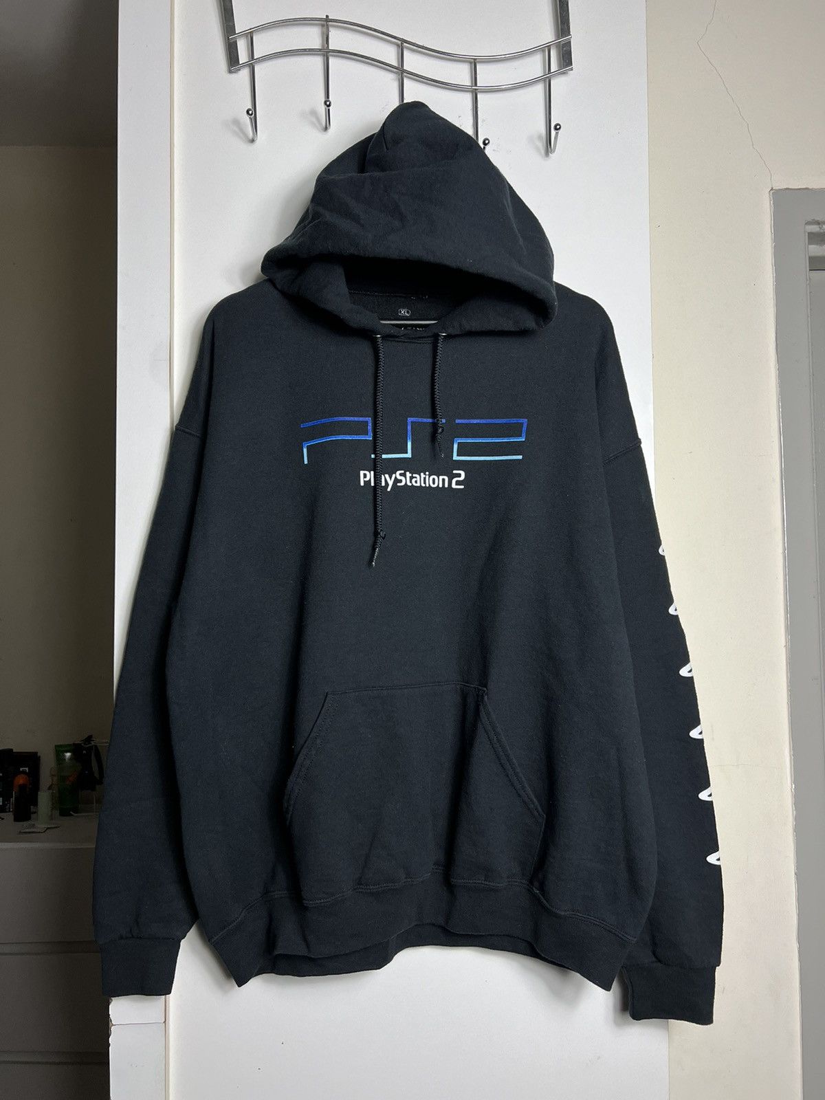 Image of Vintage Y2K Sony Playstation 2 Hoodie in Black, Men's (Size XL)