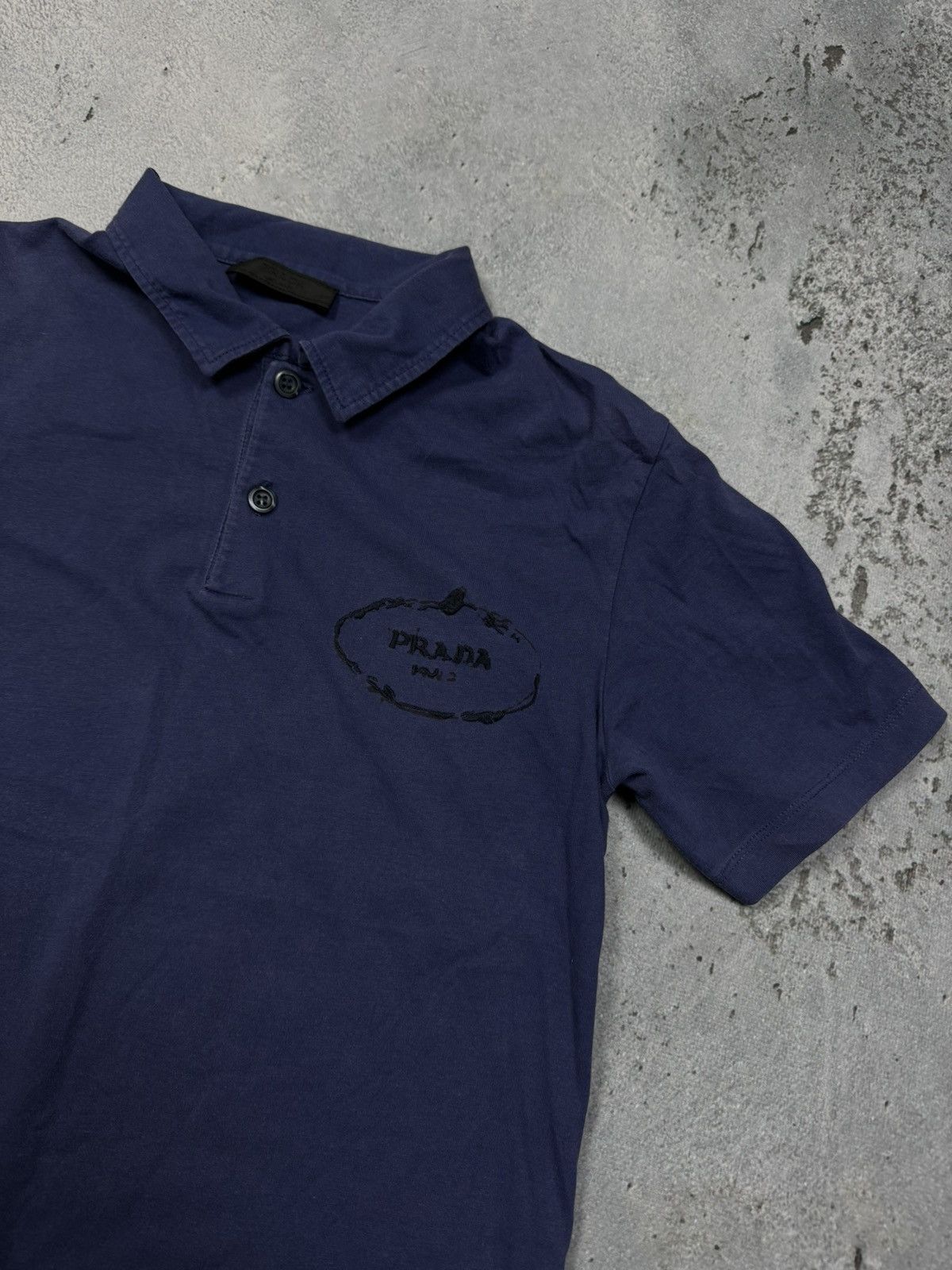 Prada Prada Milano front logo polo Size US S / EU 44-46 / 1 - 2 Thumbnail