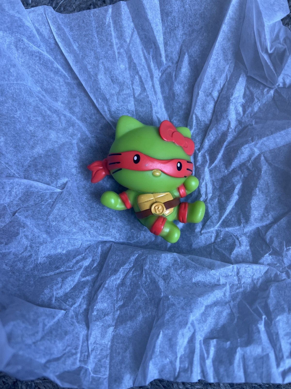 Nickelodeon TMNT X Hello Kitty And Friends Hello Kitty X Raphael (Green) Size ONE SIZE - 2 Thumbnail
