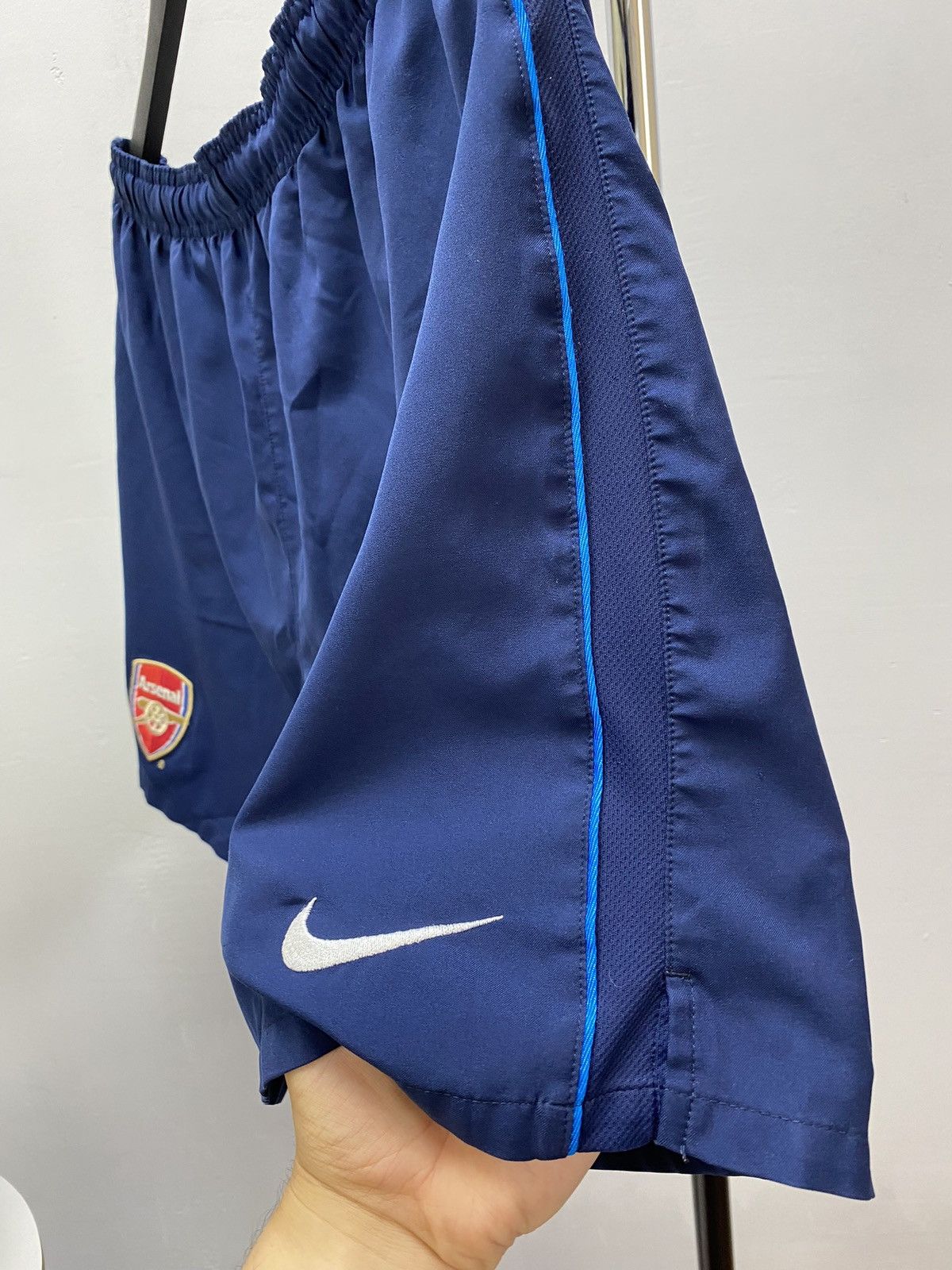 Nike × Vintage Nike Arsenal 2009 2010 Soccer Shorts Football Size US 36 / EU 52 - 13 Thumbnail
