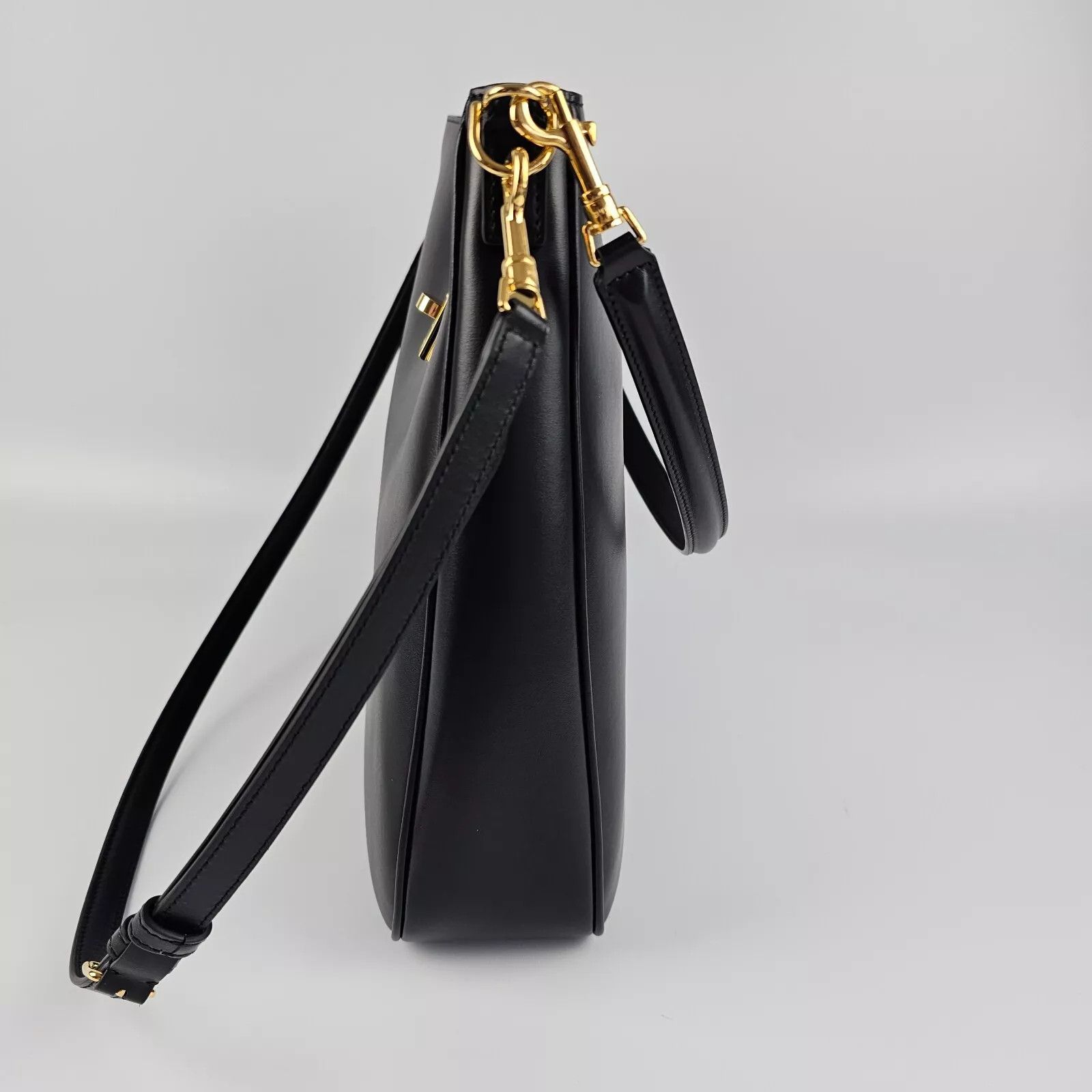 Celine CELINE Camille 16 Medium Black Leather Bag New Size ONE SIZE - 6 Thumbnail