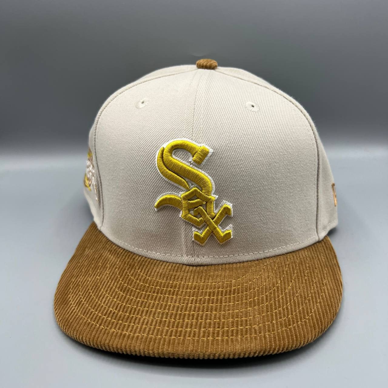New Era Chicago White Sox Hat Men 7 1/2 World Series Corduroy Fitted Size ONE SIZE - 2 Thumbnail