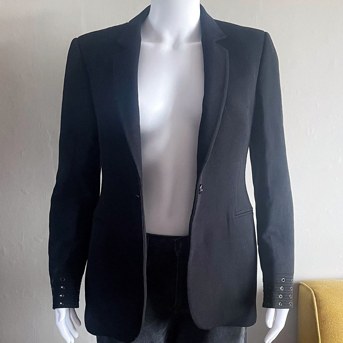 Emilio Pucci Emilio Pucci Virgin Wool Blazer Jacket Black Size M / US 6-8 / IT 42-44 - 1 Thumbnail
