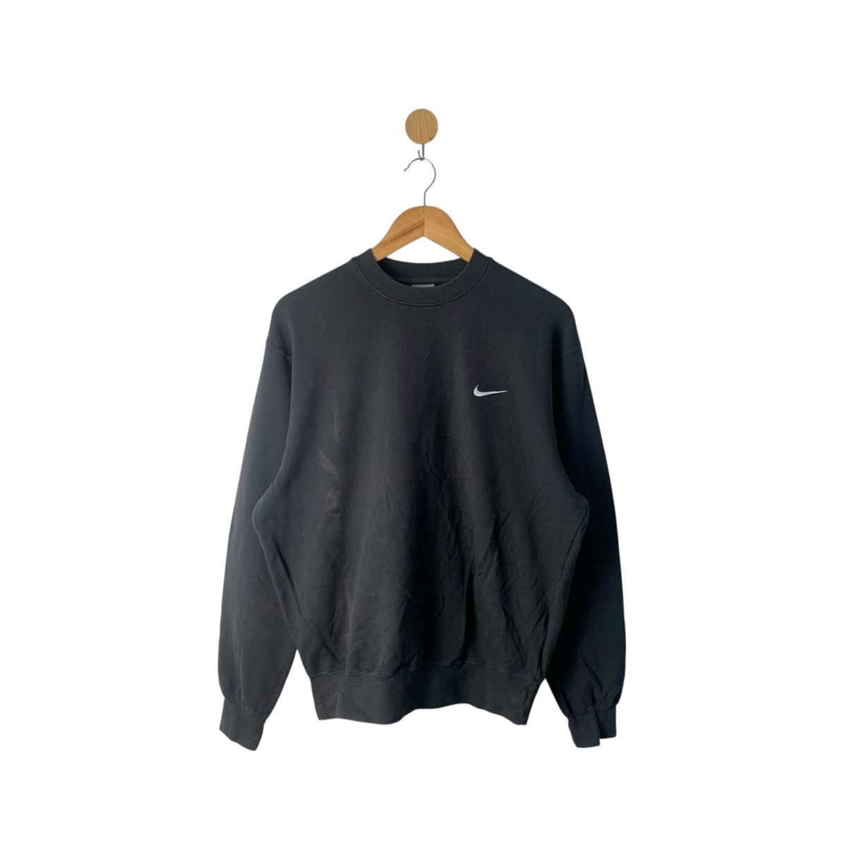 Nike × Vintage Vintage Y2K Nike Swoosh Logo Crewneck Sweatshirt Size US L / EU 52-54 / 3 - 1 Thumbnail