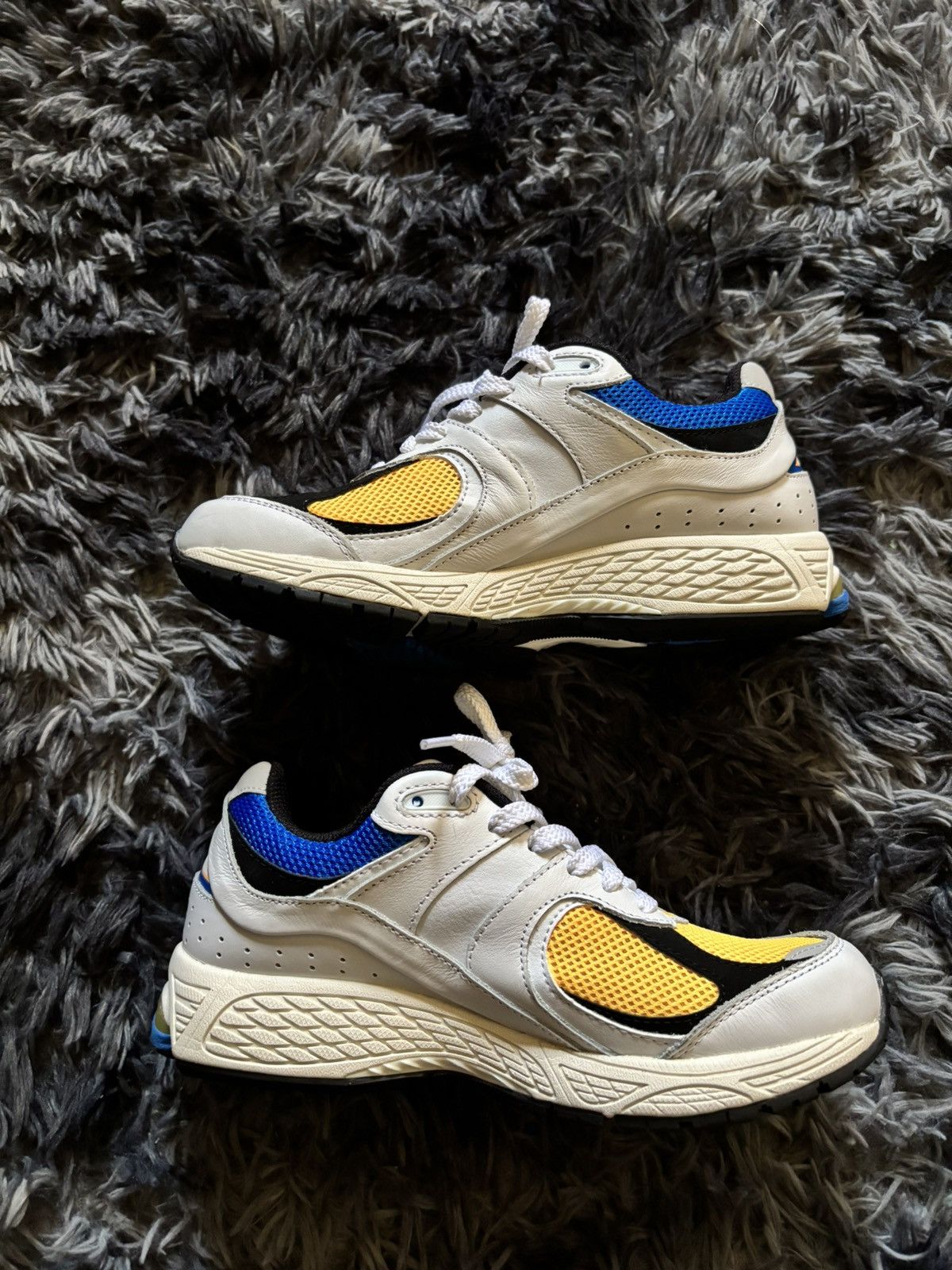 New Balance New Balance 2002R “Vibrant Apricot” Size US 5.5 / EU 38 - 2 Thumbnail