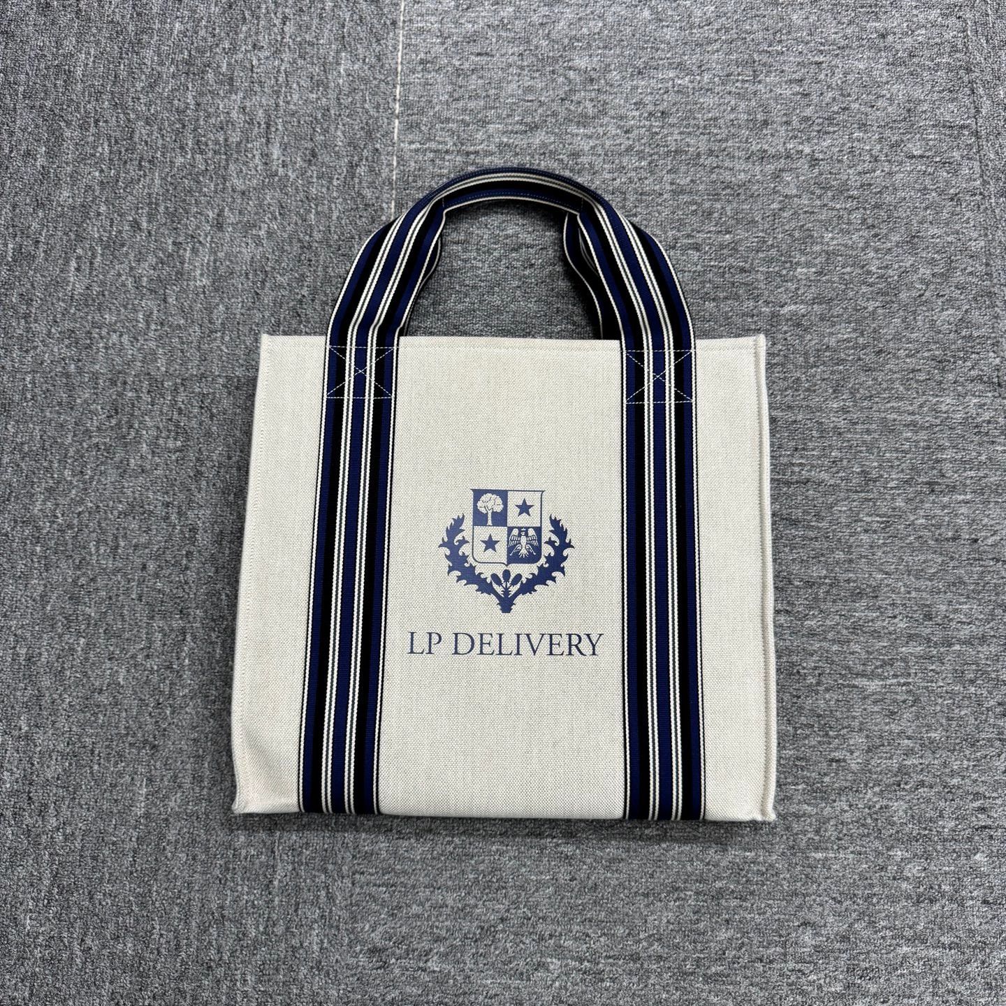 Loro Piana Loro Piana x HF Tote Bag Near Mint Size ONE SIZE - 1 Thumbnail