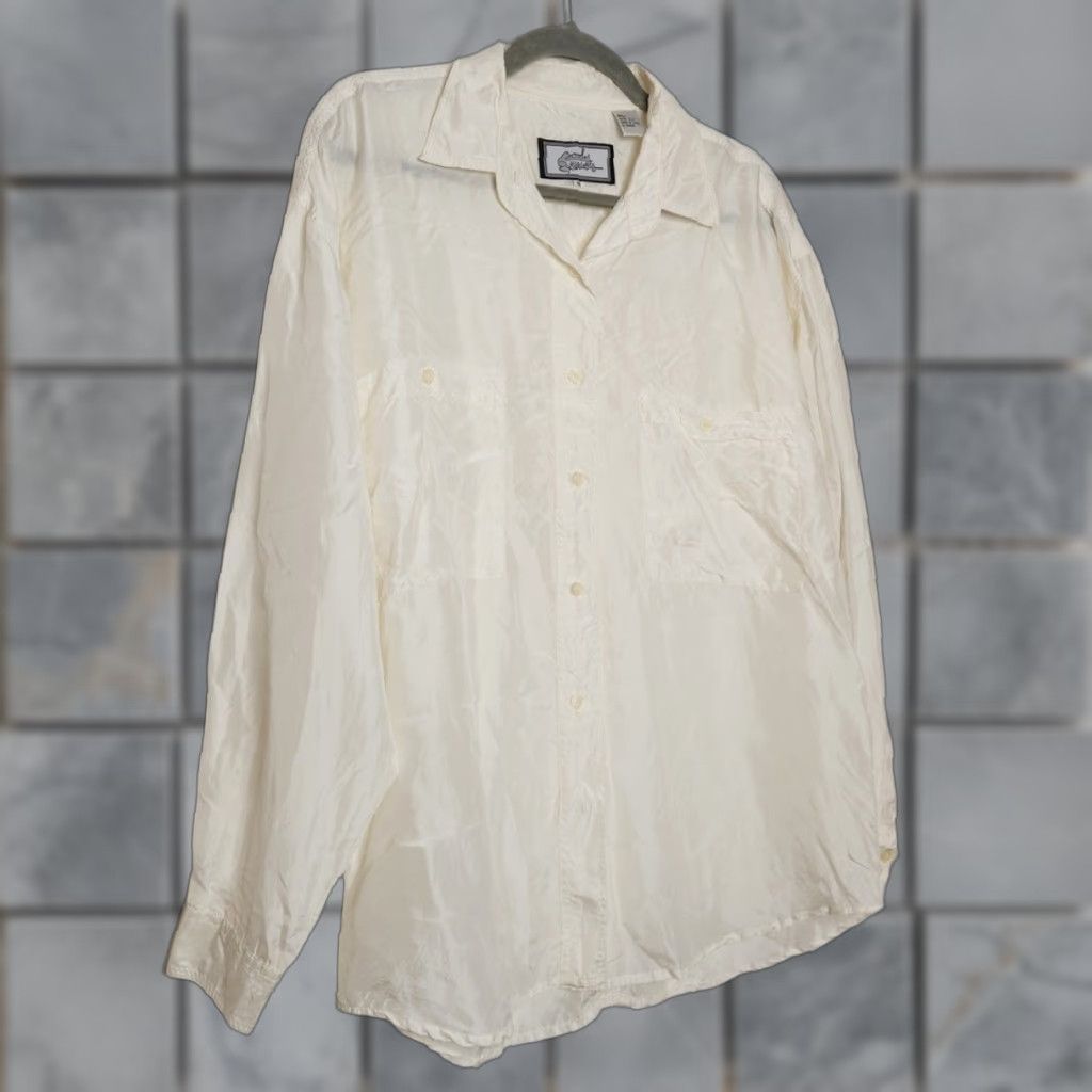 Vintage VINTAGE White Silk Button Shirt M Unisex Adults Button-Up 80s 90s Punk Fairy Coastal Beach Whimsy Top Body Exteriors Mens Womens Girls Boys Size M / US 6-8 / IT 42-44 - 1 Thumbnail