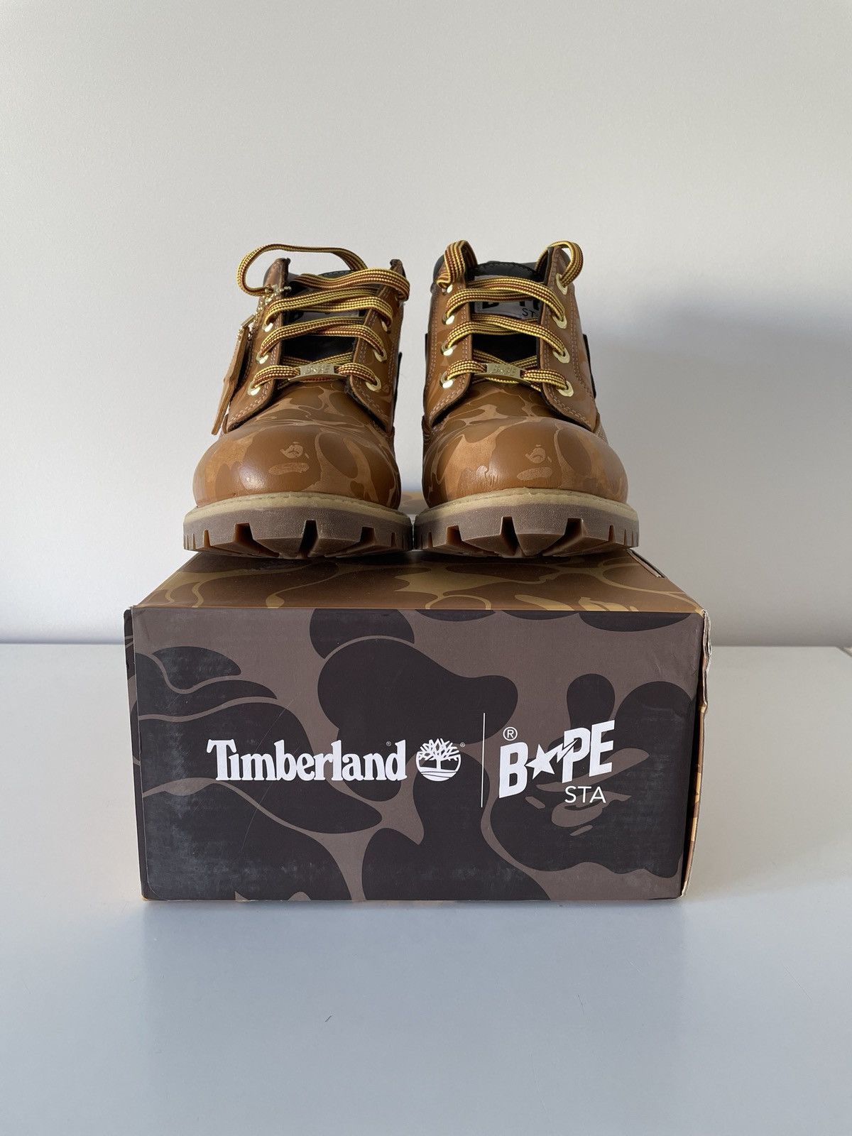 Bape × Timberland ✅ BAPE x Chukka Classic Boot US8.5 UK8 EU42 Size US 8.5 / EU 41-42 - 5 Thumbnail