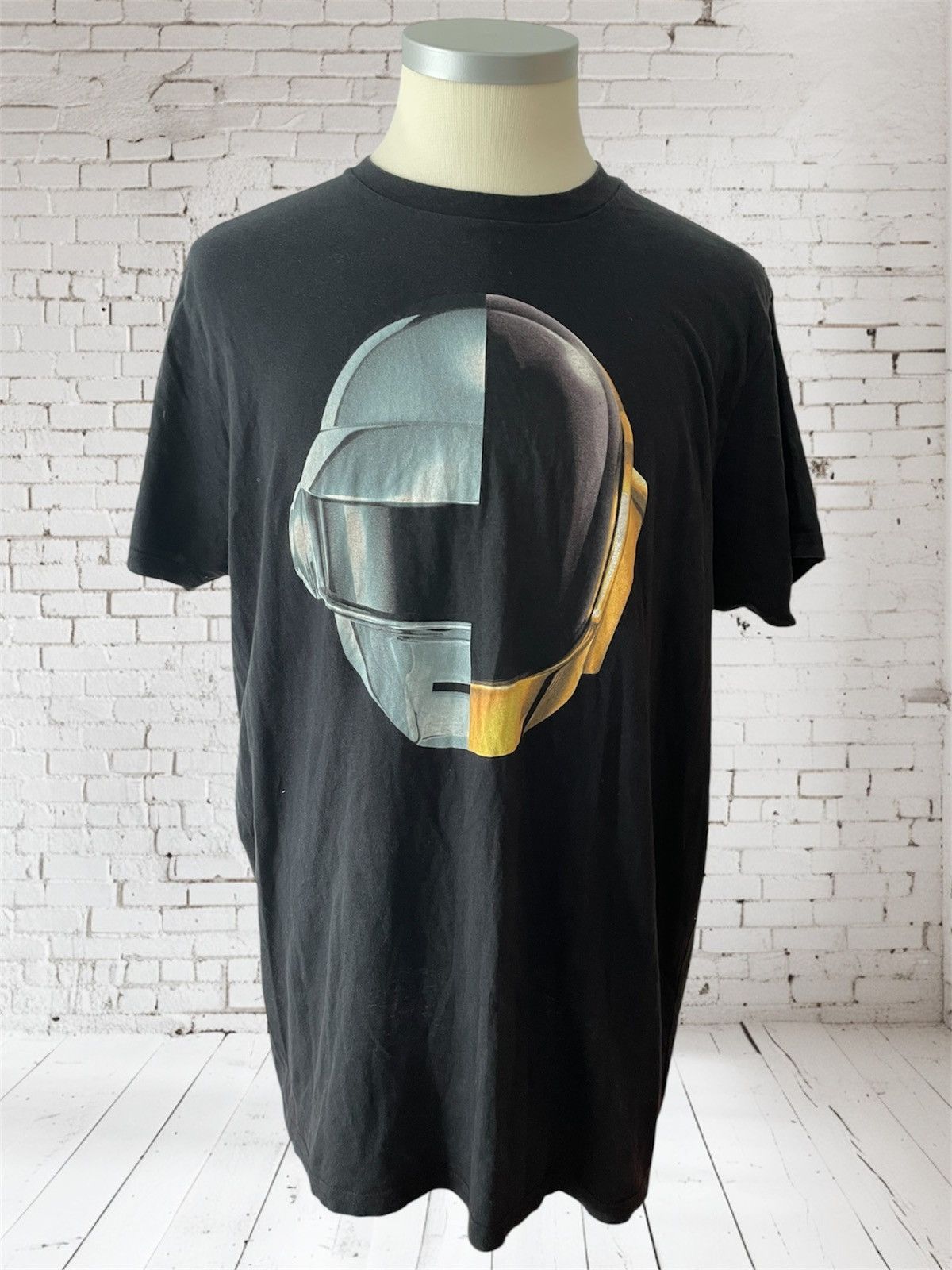 Band Tees Daft Punk Random Access Memories Split Helmet T-Shirt Size US XXL / EU 58 / 5 - 1 Thumbnail