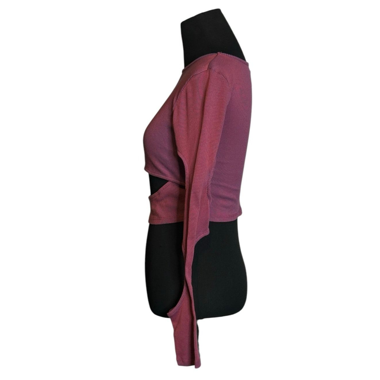 Bdg BDG Red Wine Crop Long Sleeve Ribbed Cutout Top size Small Size S / US 4 / IT 40 - 6 Thumbnail
