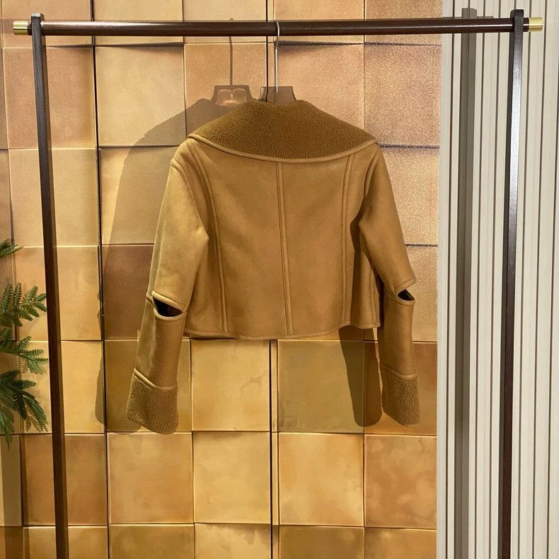 Loewe LOEWE A camel-colored fur coat Size XS / US 0-2 / IT 36-38 - 4 Thumbnail