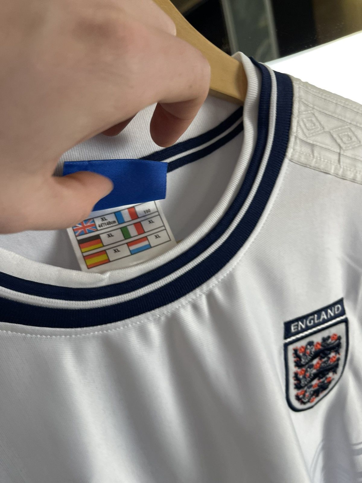 Umbro Umbro England 1999-2001 Home Jersey Vapa Tech Techwear Size US XL / EU 56 / 4 - 5 Thumbnail