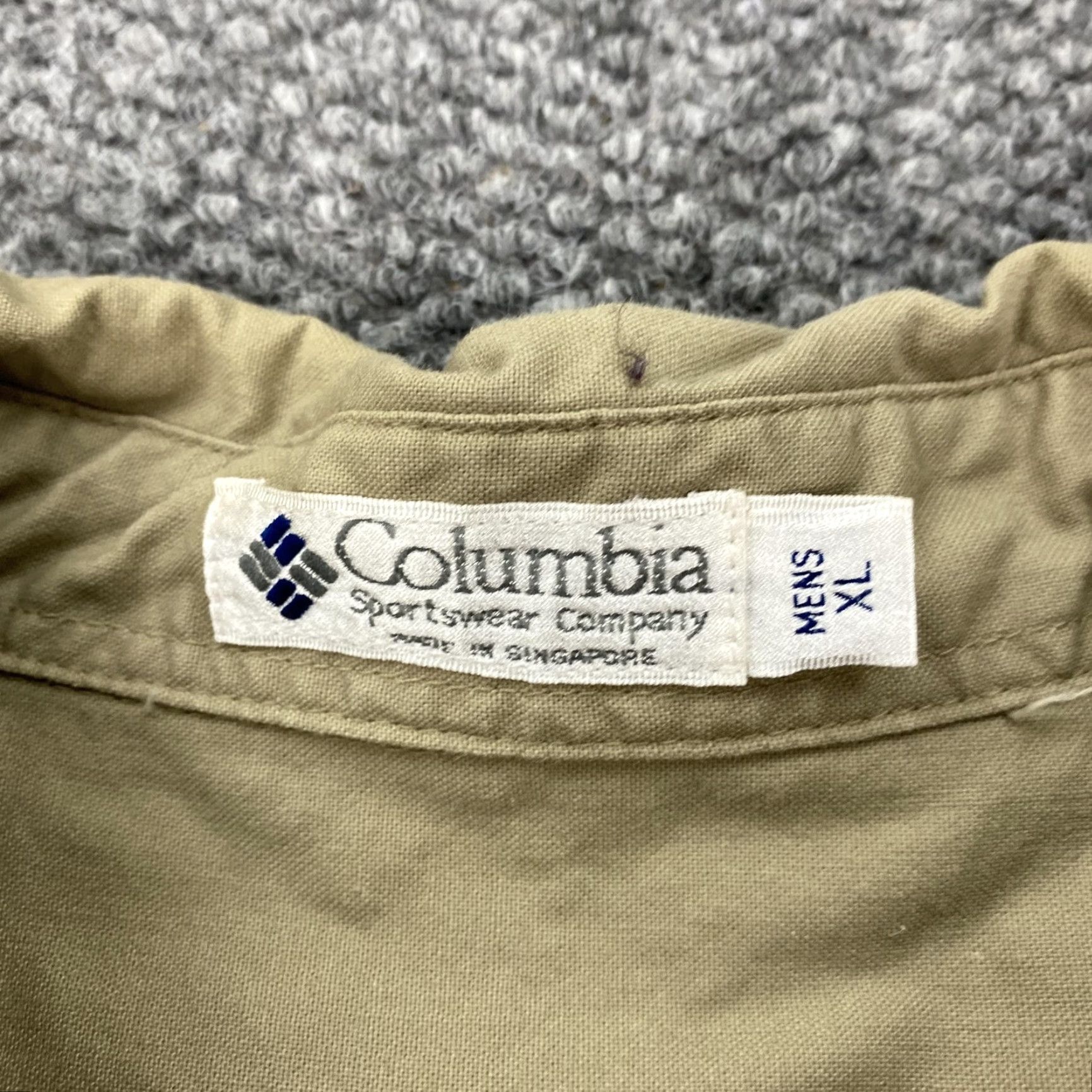 Olive VINTAGE Columbia Shirt Mens XL Tan Olive Quilted Shooting Shoulder Hunting Size US XL / EU 56 / 4 - 7 Thumbnail