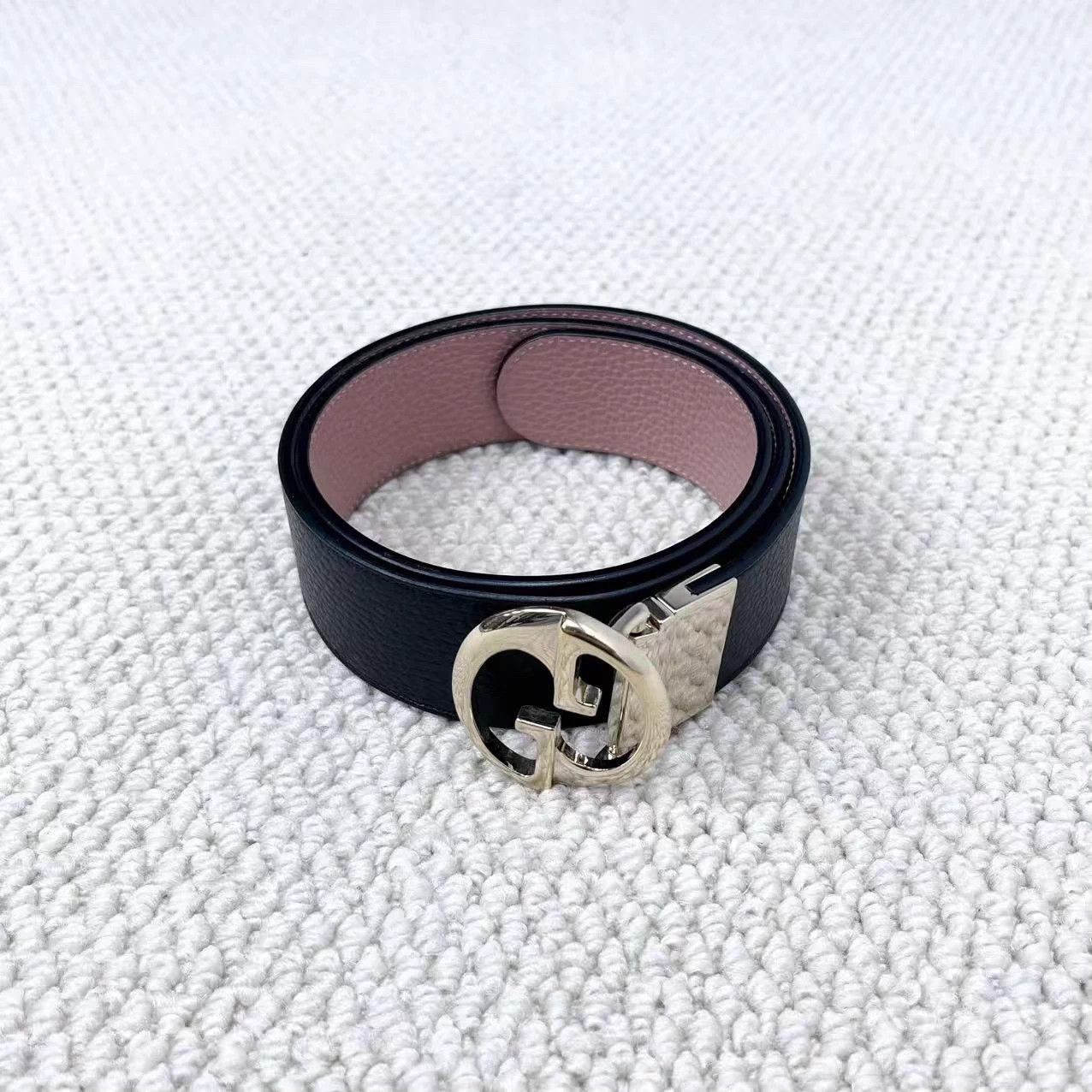 Gucci Gucci Black/Pink Reversible GG Belt 80cm (95cm total) Size ONE SIZE - 1 Thumbnail