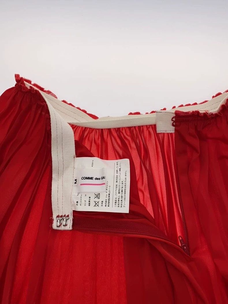 Comme des Garcons Comme Des Garcons size M Red pleated skirt Size 24" / US 00 / IT 34 - 3 Thumbnail