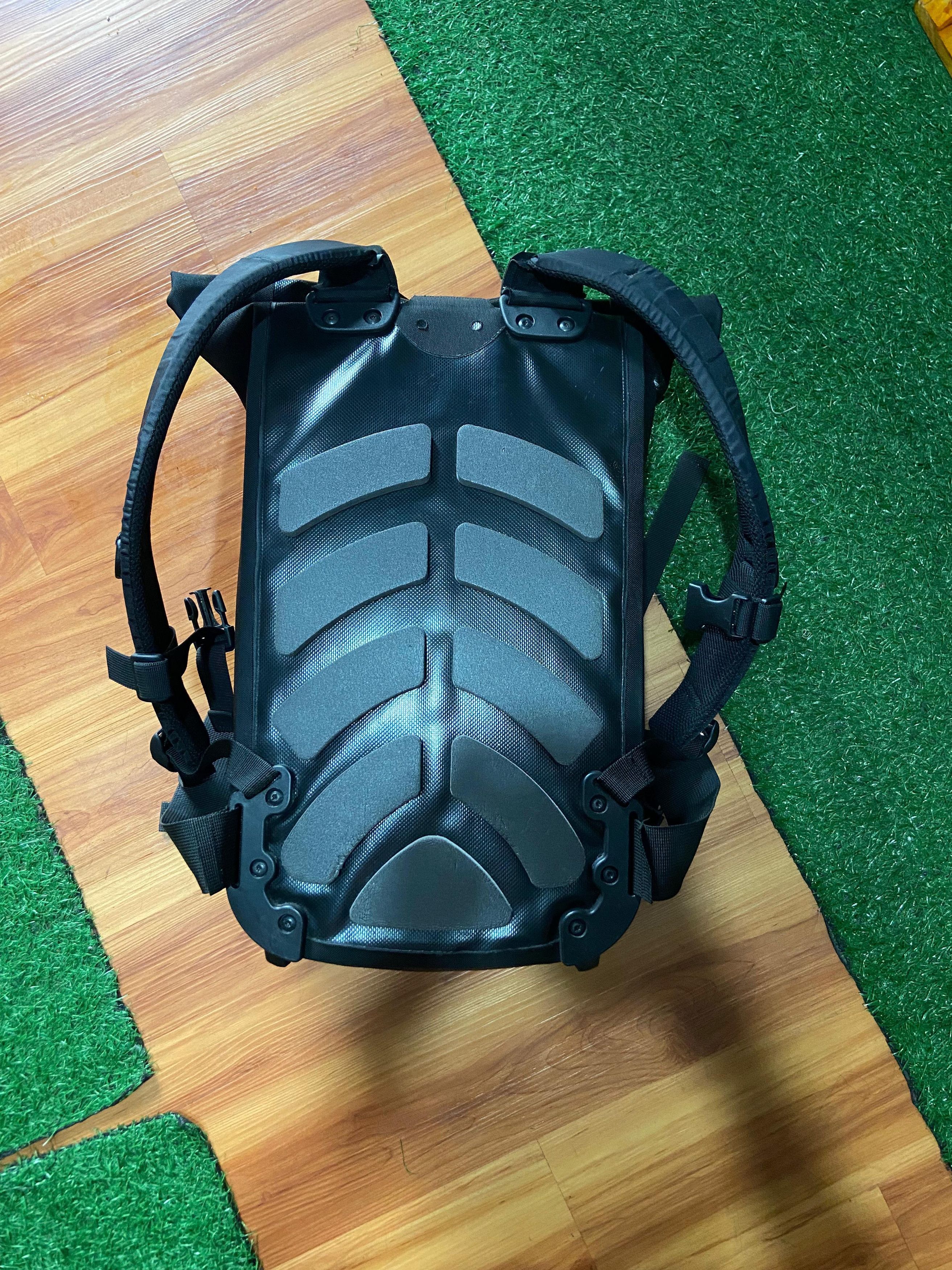 11 By Boris Bidjan Saberi 11 By Boris Bidjan Saberi Backpack Size ONE SIZE - 2 Thumbnail